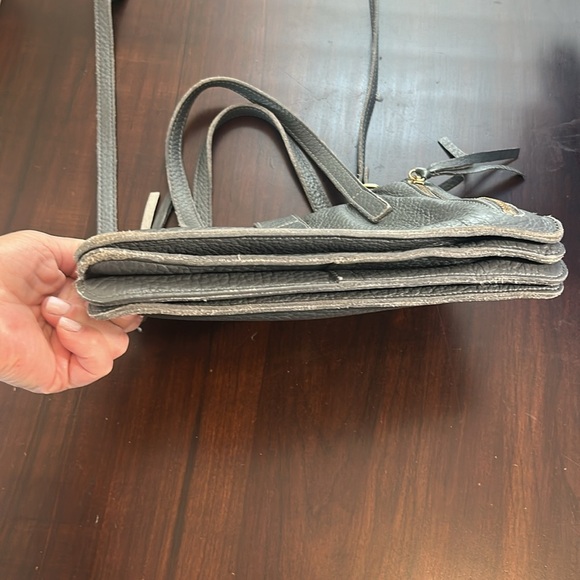 Roots Grey Pebbled Leather Multipocket Crossbody Bag Vintage - Picture 8 of 17